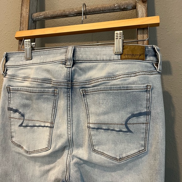 American 🇺🇸 Eagle Outfitters Light wash high-rise jeggins size 6 Jeans 👖 - Picture 5 of 11